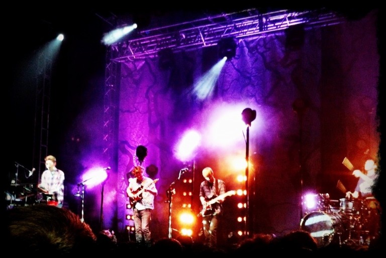 Alt-J live at The Academy, Leeds 1 alt-J live at Leeds Academy