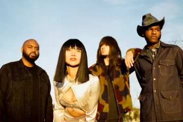 khruangbin minininini mb0xlv