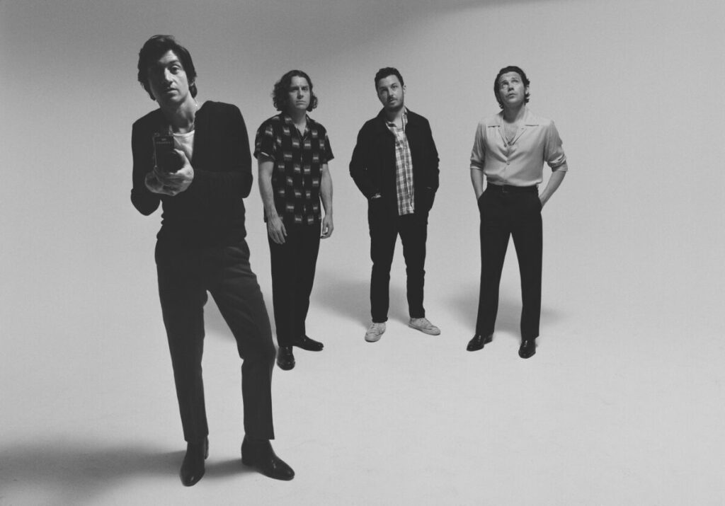 Weekend Videos: Arctic Monkeys - Body Paint 1 Arctic monkeys
