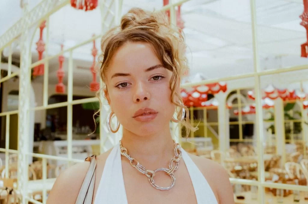 Nilüfer Yanya – My Method Actor: Patient, Intricate, Quietly Brilliant 2 Nilufer Yanya by Molly Daniel 1170x775 1